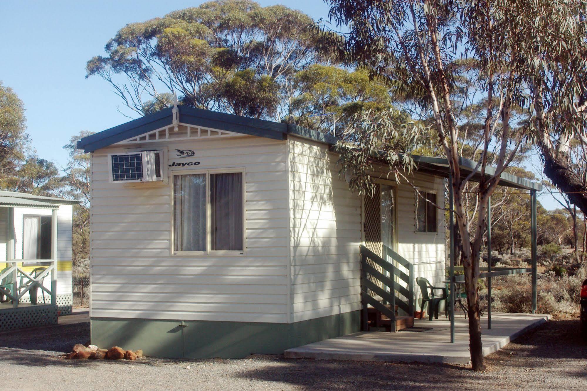 Acclaim Gateway Caravan Park Dundas Exterior photo